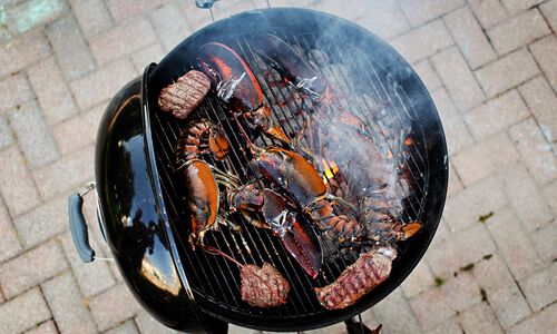 Cooking Lobster: Wet Heat vs. Dry Heat