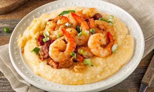 Shrimp and Cheddar Grits with Bacon